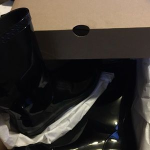 Black ugg rain boot